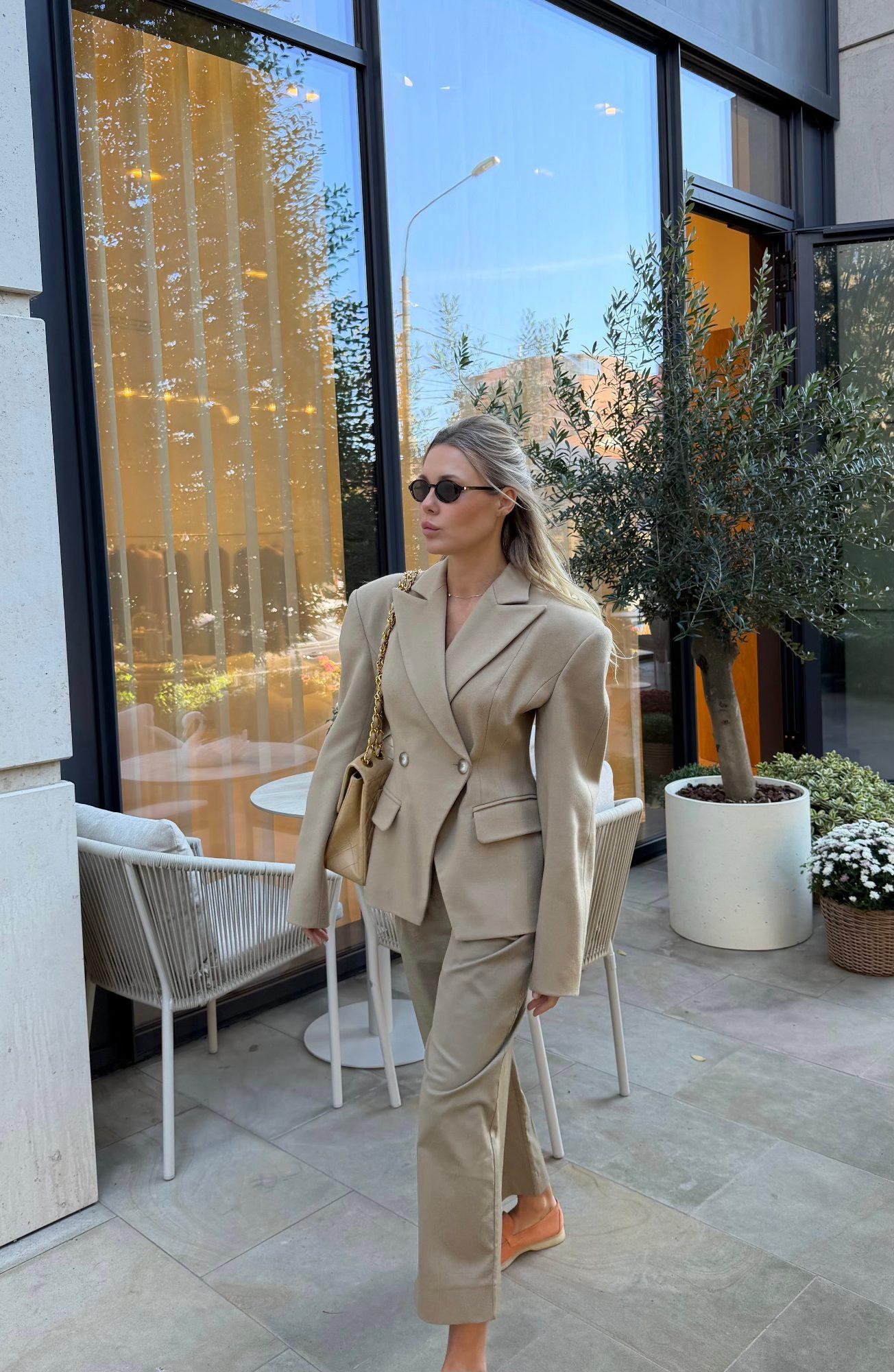 Jacket Jackie
