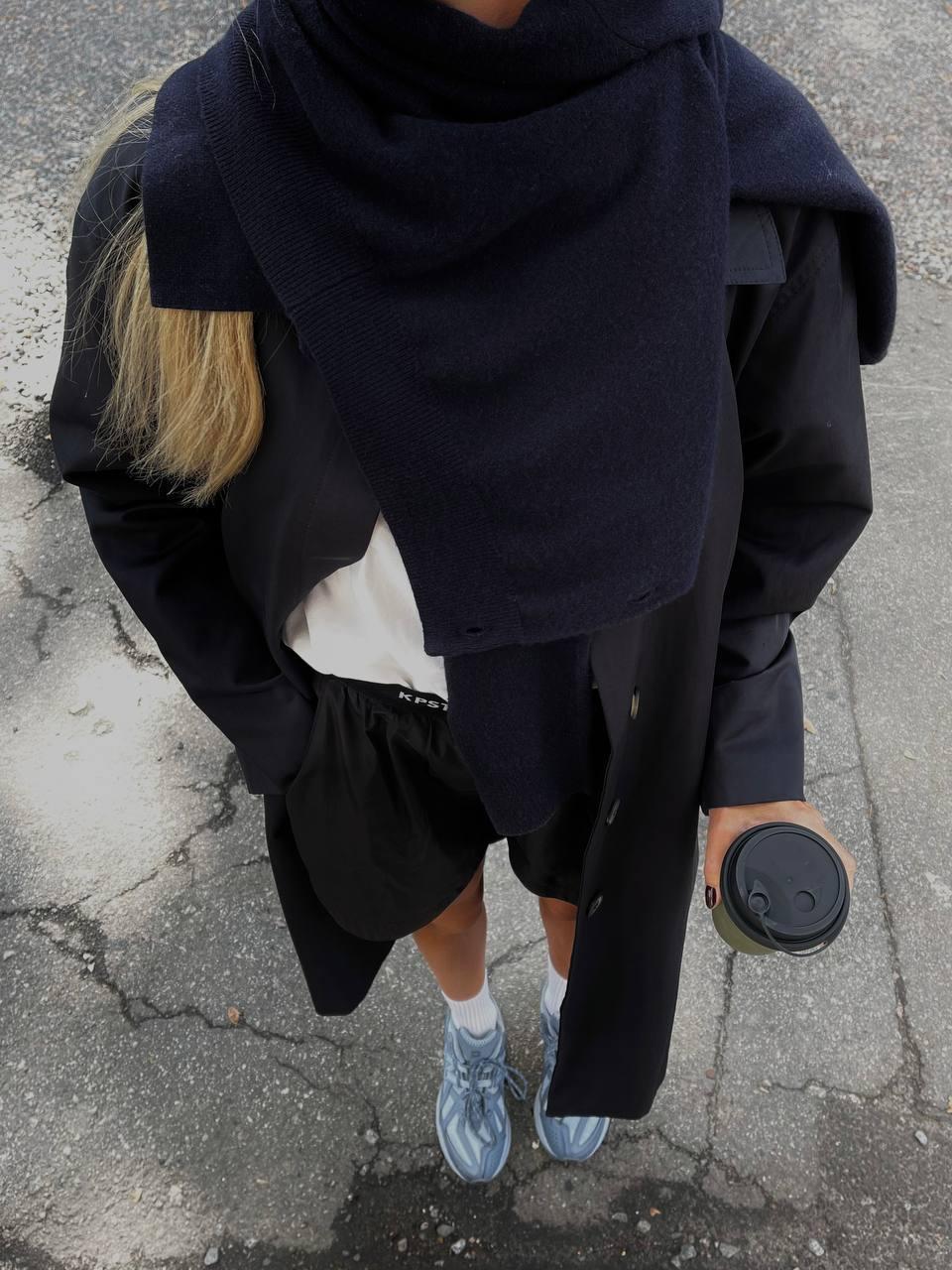 Trench coat  - Image 5